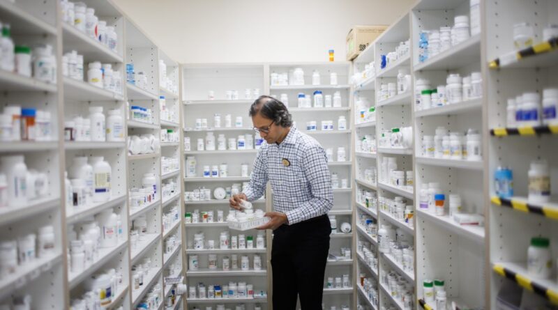 Independent pharmacies say they are being pressured by shady dealers tied to big health chains